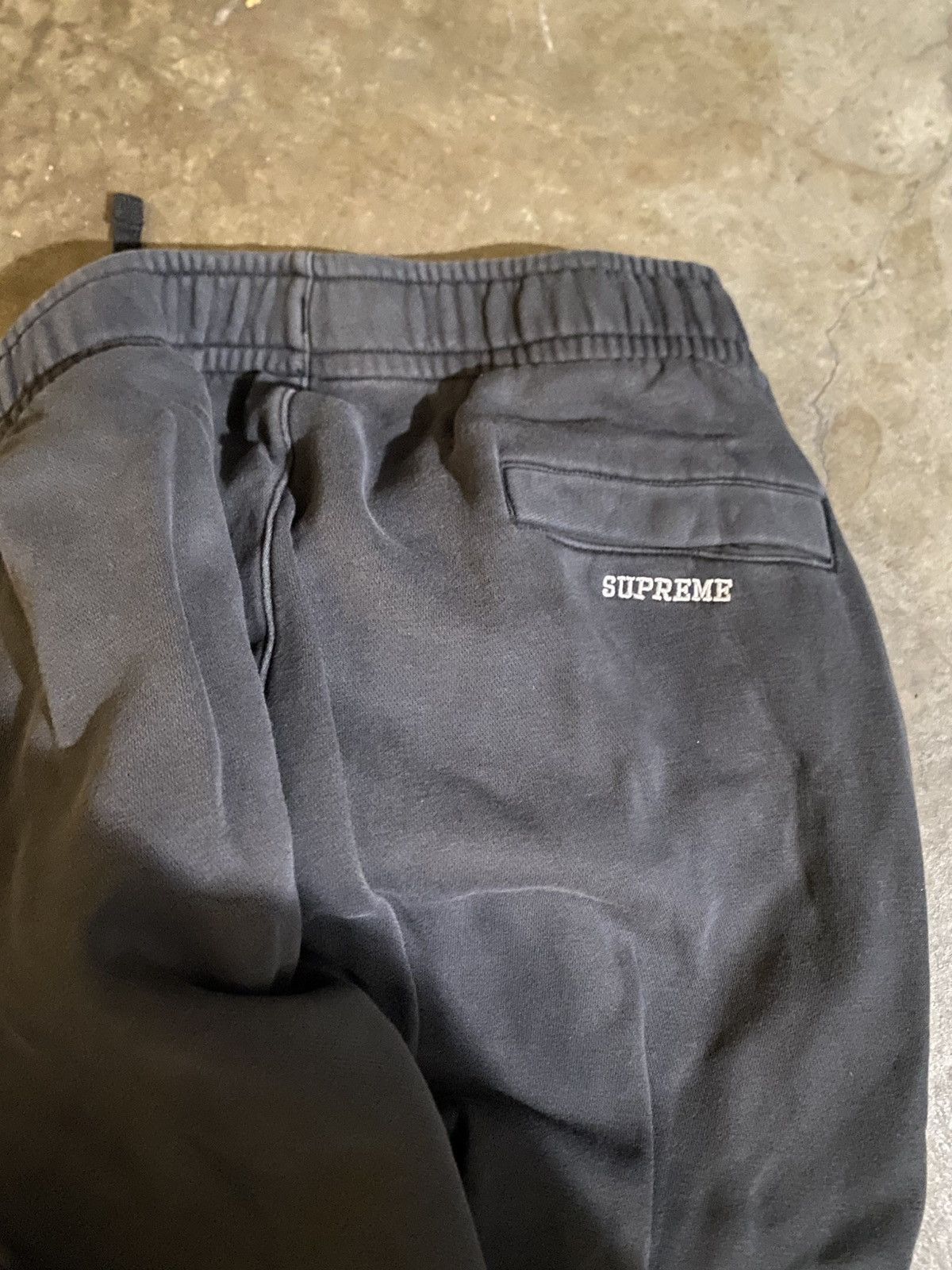 Nike × Supreme Nike Supreme Sweater Sweatpants Combo Size US XL / EU 56 / 4 - 5 Thumbnail
