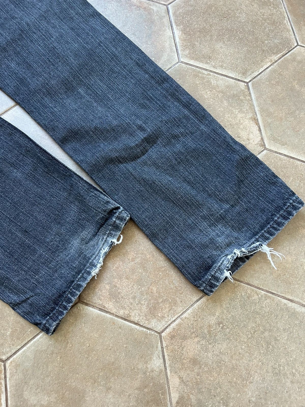 Levi's Vintage Clothing LEVIS VINTAGE JEANS DENIM PANTS 514 Size US 31 - 8 Thumbnail