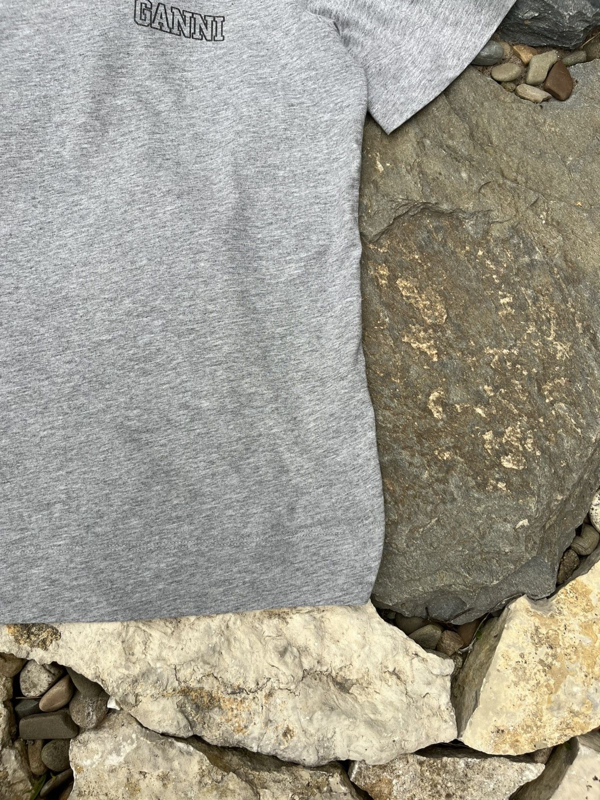 Designer × Ganni Ganni Software basic small chest logo grey tee t-shirt Size S / US 4 / IT 40 - 6 Thumbnail