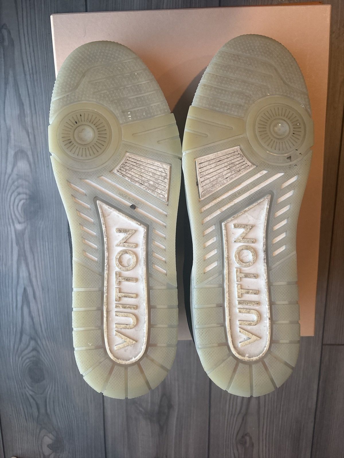 Louis Vuitton Monogram Eclipse Mens LV Trainer Sneakers Size US 9.5 / EU 42-43 - 7 Thumbnail