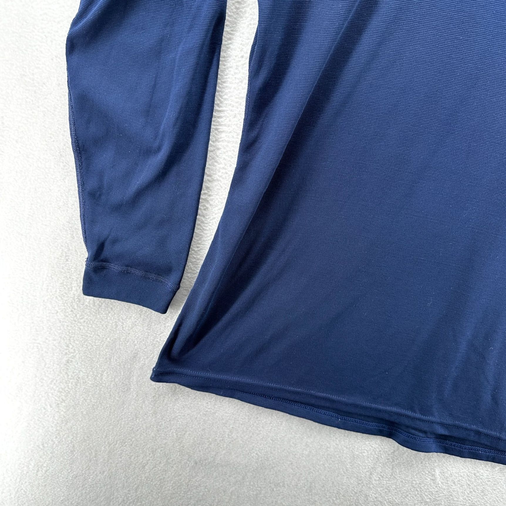 Patagonia Patagonia Capilene Pullover T-Shirt Blue XL Long Sleeve Crew Neck Men Shirt Winter Regular Comfort Pullover Solid Classic Size US XL / EU 56 / 4 - 6 Thumbnail