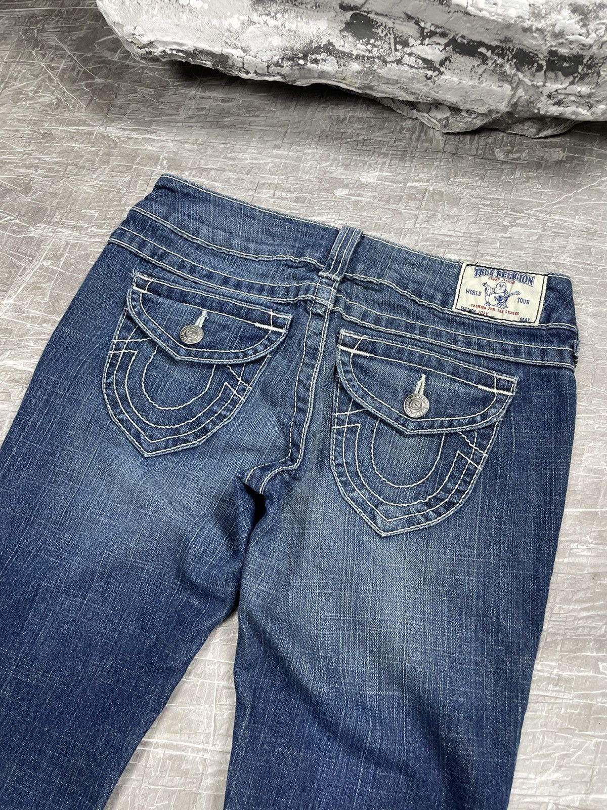True Religion True Religion Rare Vintage Flared Contrast Stitch Y2K Jeans Size 26" / US 2 / IT 38 - 10 Thumbnail