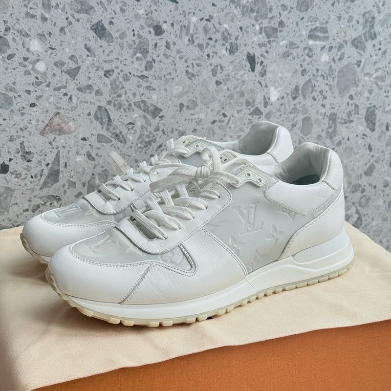 Louis Vuitton Louis Vuitton Run Away Logo Casual Sneakers 0079 Size US 9 / IT 39 - 1 Thumbnail