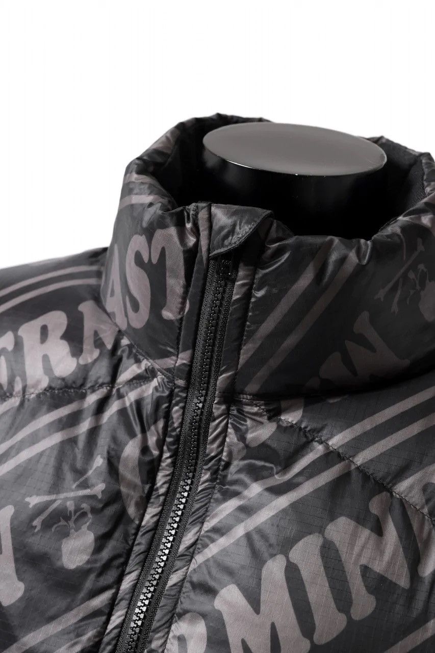 Rocky Mountain Featherbed × MASTERMIND WORLD DOWN JACKET