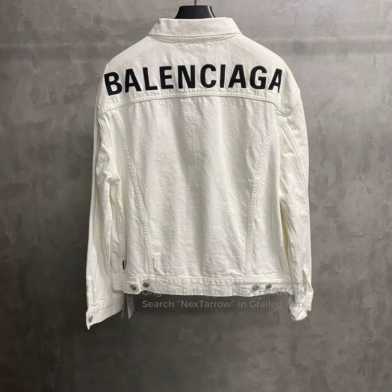 Balenciaga Balenciaga White Embroidered Logo Denim Jacket Size US S / EU 44-46 / 1 - 2 Thumbnail