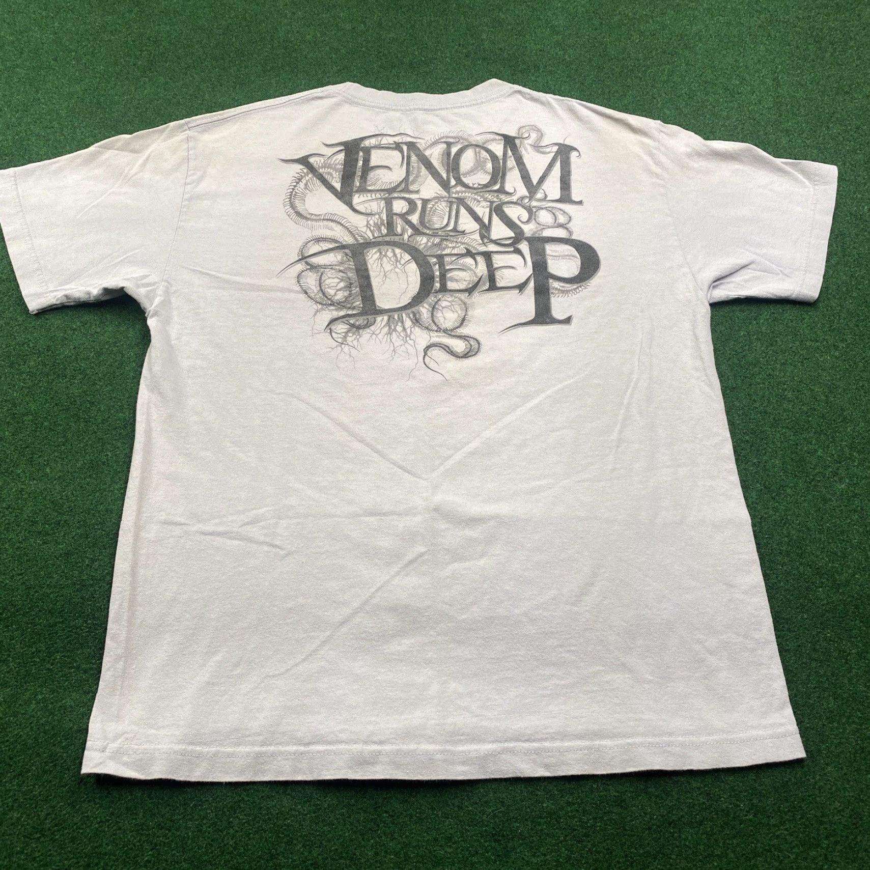 Vintage VINTAGE Randy Orton WWE Wrestling Shirt Mens L Gray Y2K RKO Venom Runs Deep Tee Shirt Size US L / EU 52-54 / 3 - 3 Thumbnail