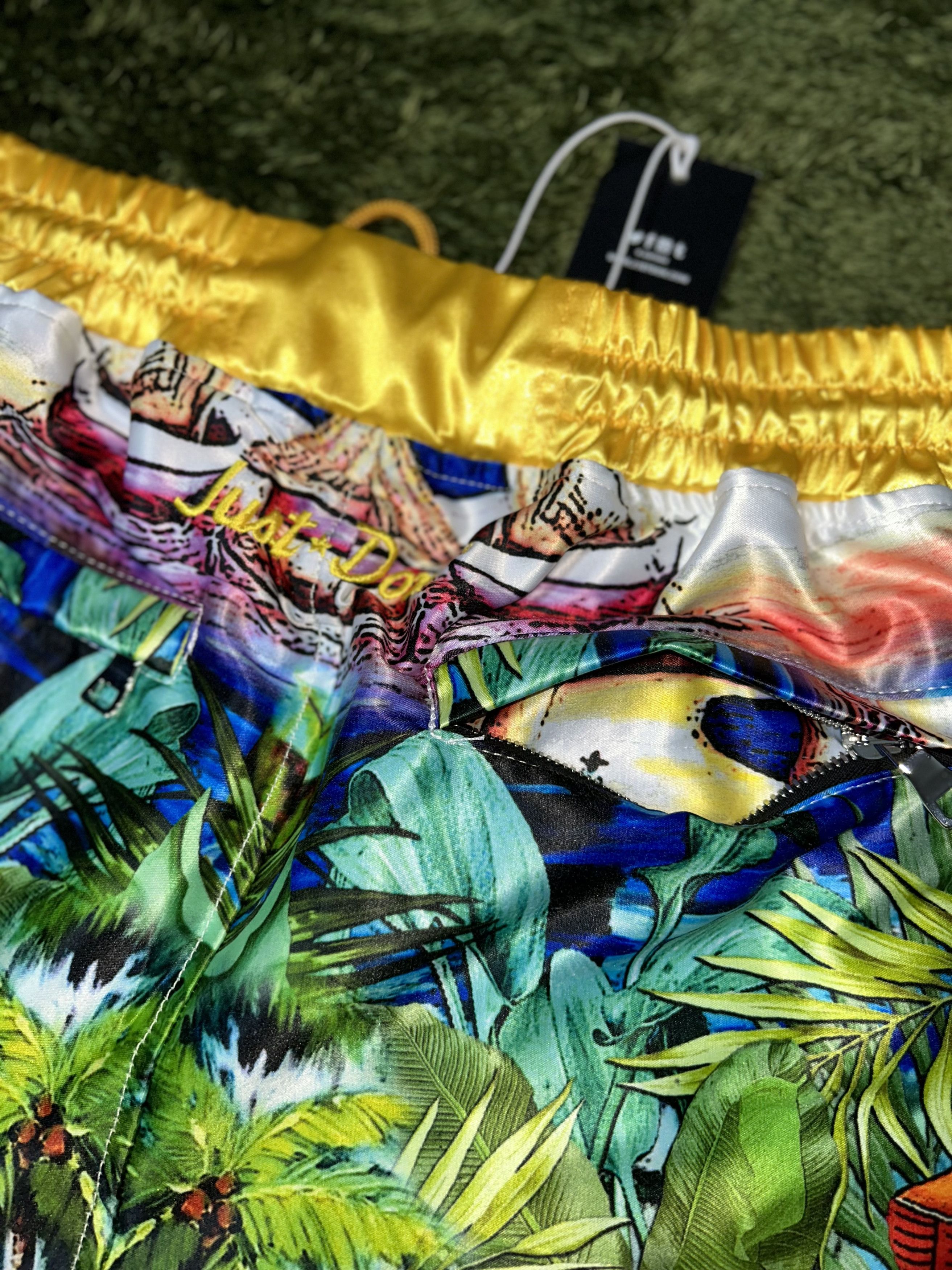 Designer × Just Don [S] Just don don c basketball shorts multi yellow Size US 32 / EU 48 - 7 Thumbnail