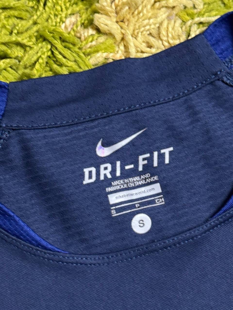 Nike England 2014 2015 Nike training soccer football shirt jersey Size US S / EU 44-46 / 1 - 3 Thumbnail