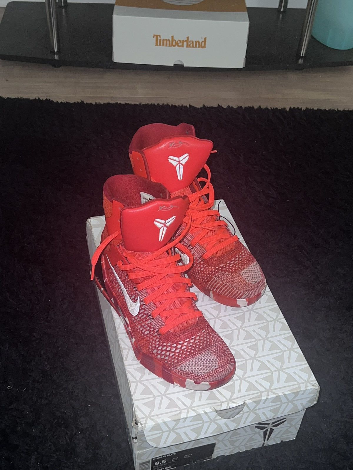 Nike Nike Kobe 9 Christmas Size US 9.5 / EU 42-43 - 1 Thumbnail