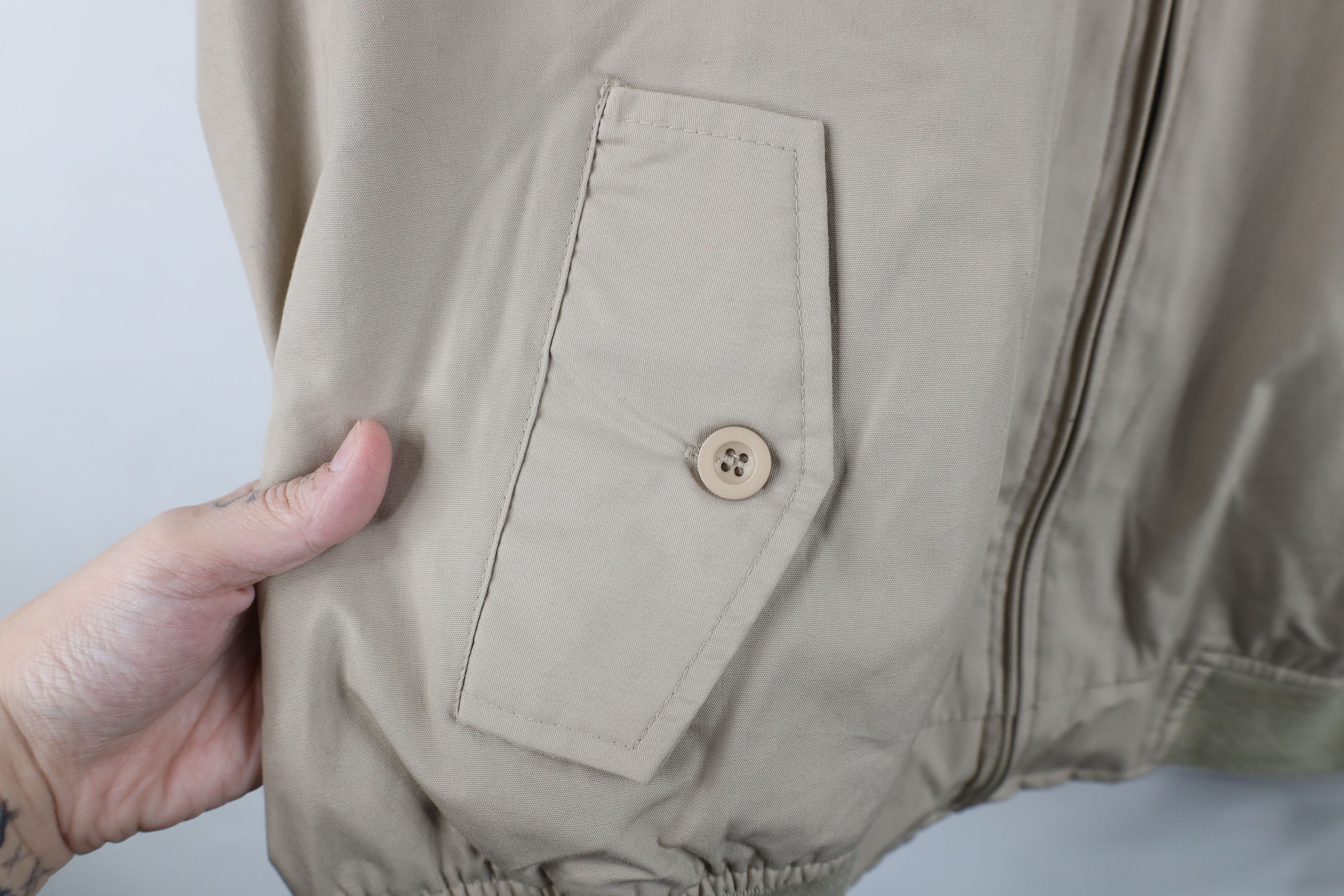 Vintage Deadstock Vintage 90s Streetwear Racer Bomber Jacket Beige Size US L / EU 52-54 / 3 - 6 Thumbnail