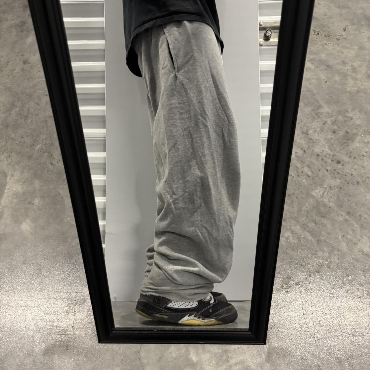 Japanese Brand × Vintage Crazy Vintage Y2K/2000s Baggy Light Grey Essential Sweatpants! Size US 34 / EU 50 - 2 Thumbnail