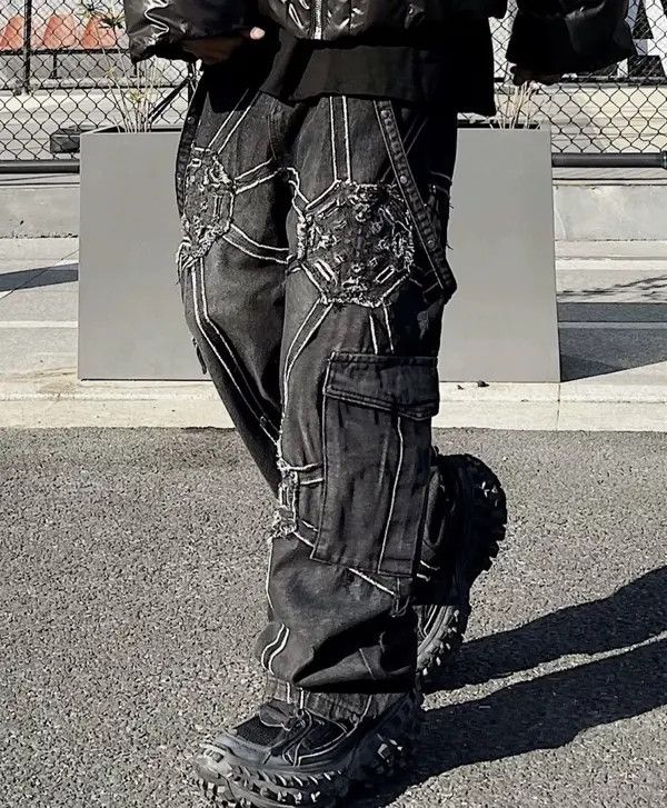 VIBE Utility grunge distressed cargo jeans pants Size US 32 / EU 48 - 7 Thumbnail