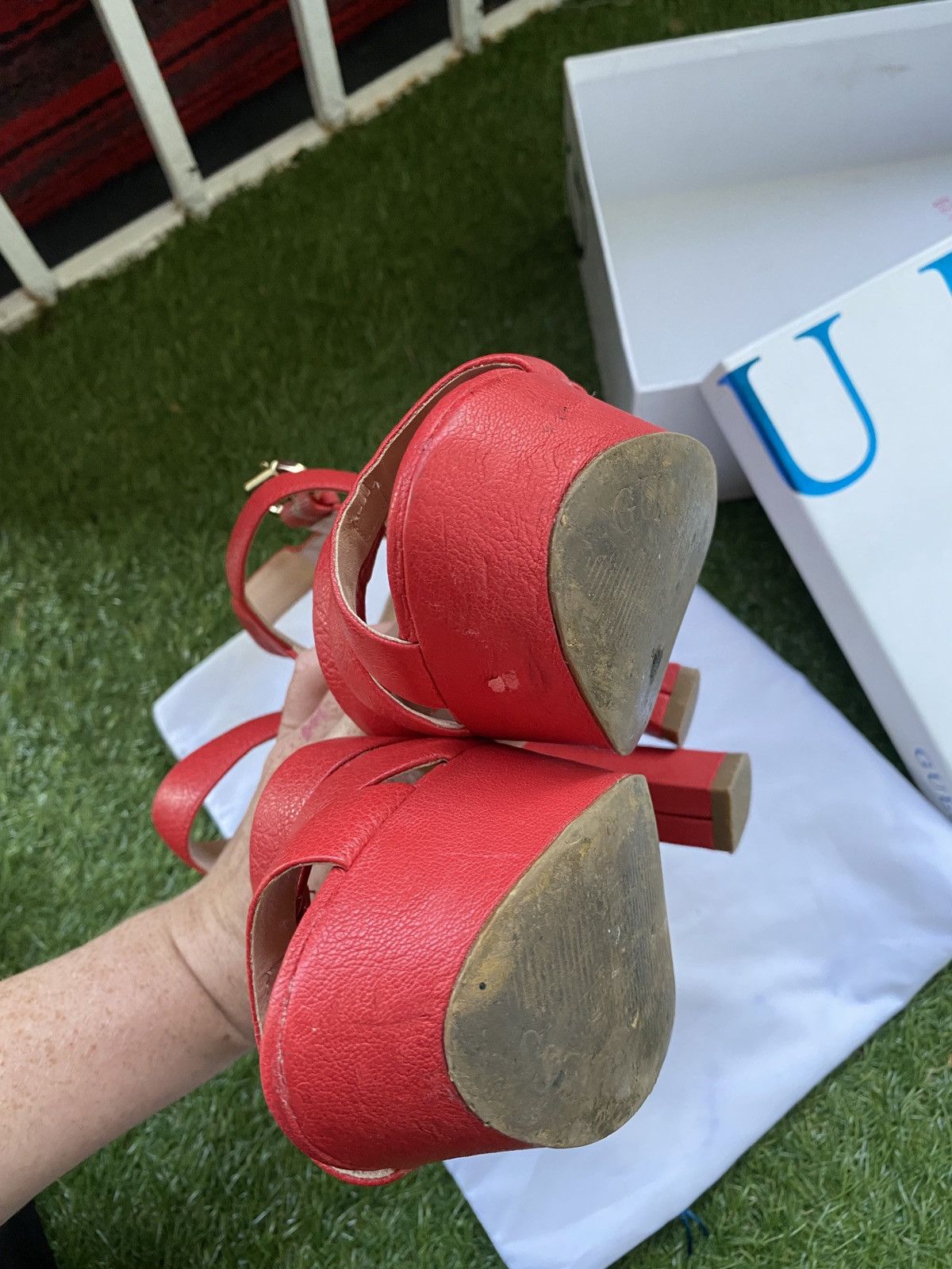 Guess Leather heels in size 39 eu Size US 9 / IT 39 - 10 Thumbnail