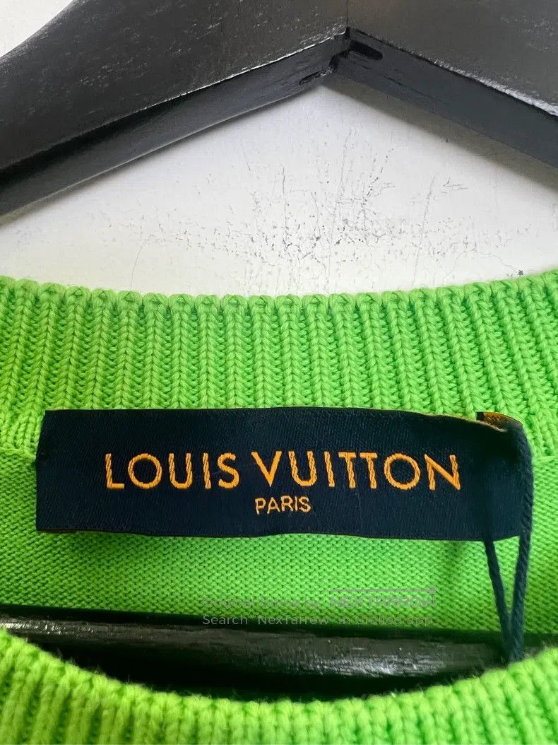 Louis Vuitton Louis Vuitton Green pin short sleeve Size US M / EU 48-50 / 2 - 5 Thumbnail