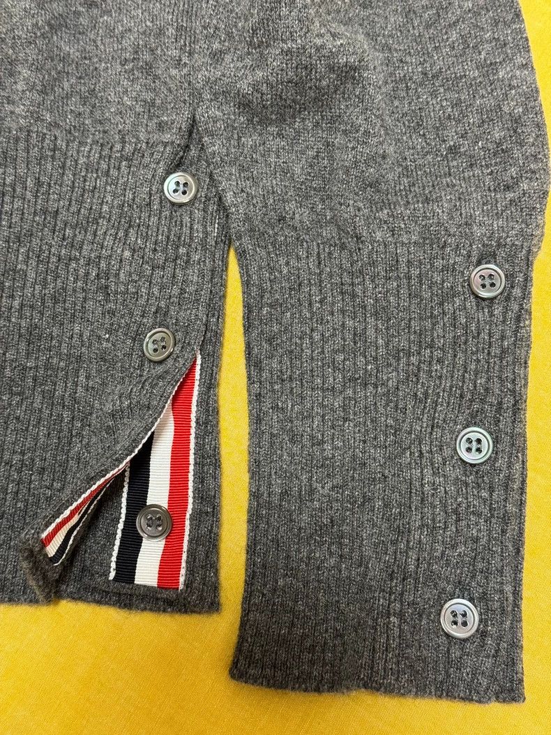 Thom Browne Thom browne Four-bar cashmere pullover sweater 2503-Nextarr Size US S / EU 44-46 / 1 - 4 Thumbnail