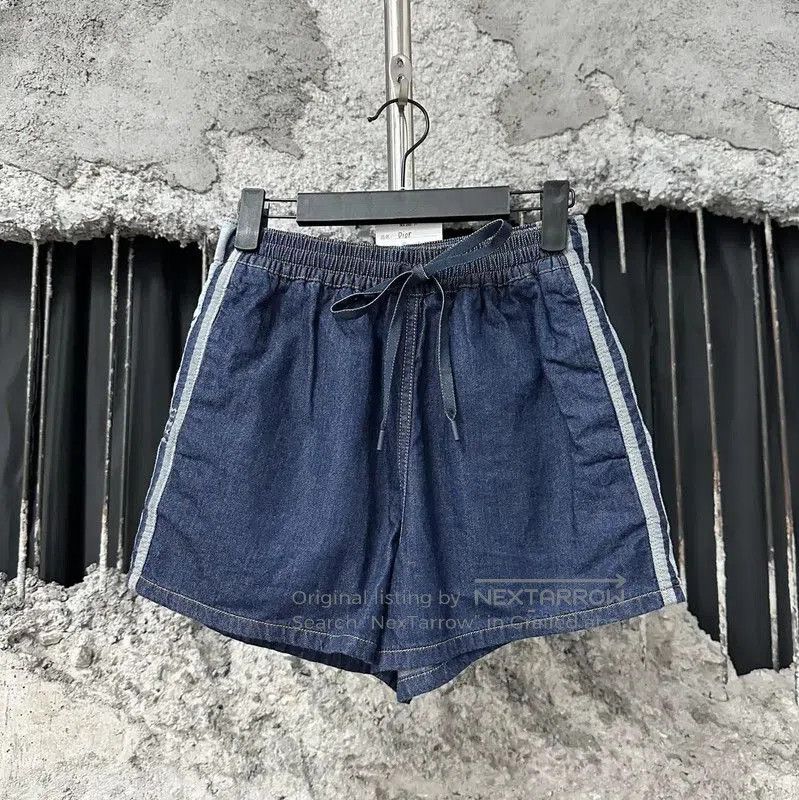 Dior Dior Blue Summer Shorts for Women . Size 28" / US 6 / IT 42 - 1 Thumbnail