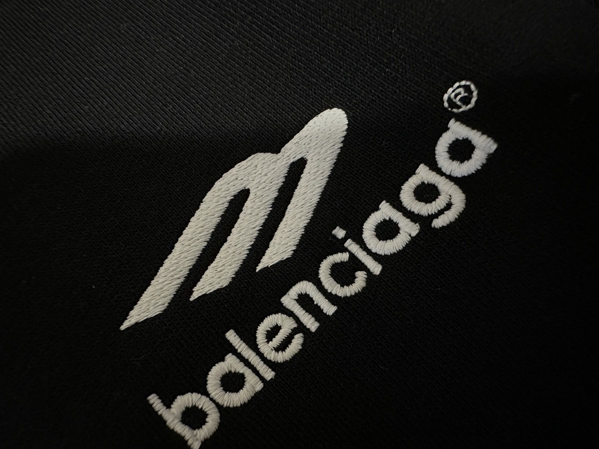 Balenciaga Balenciaga Manchester Zip Hoodie Size US S / EU 44-46 / 1 - 7 Thumbnail