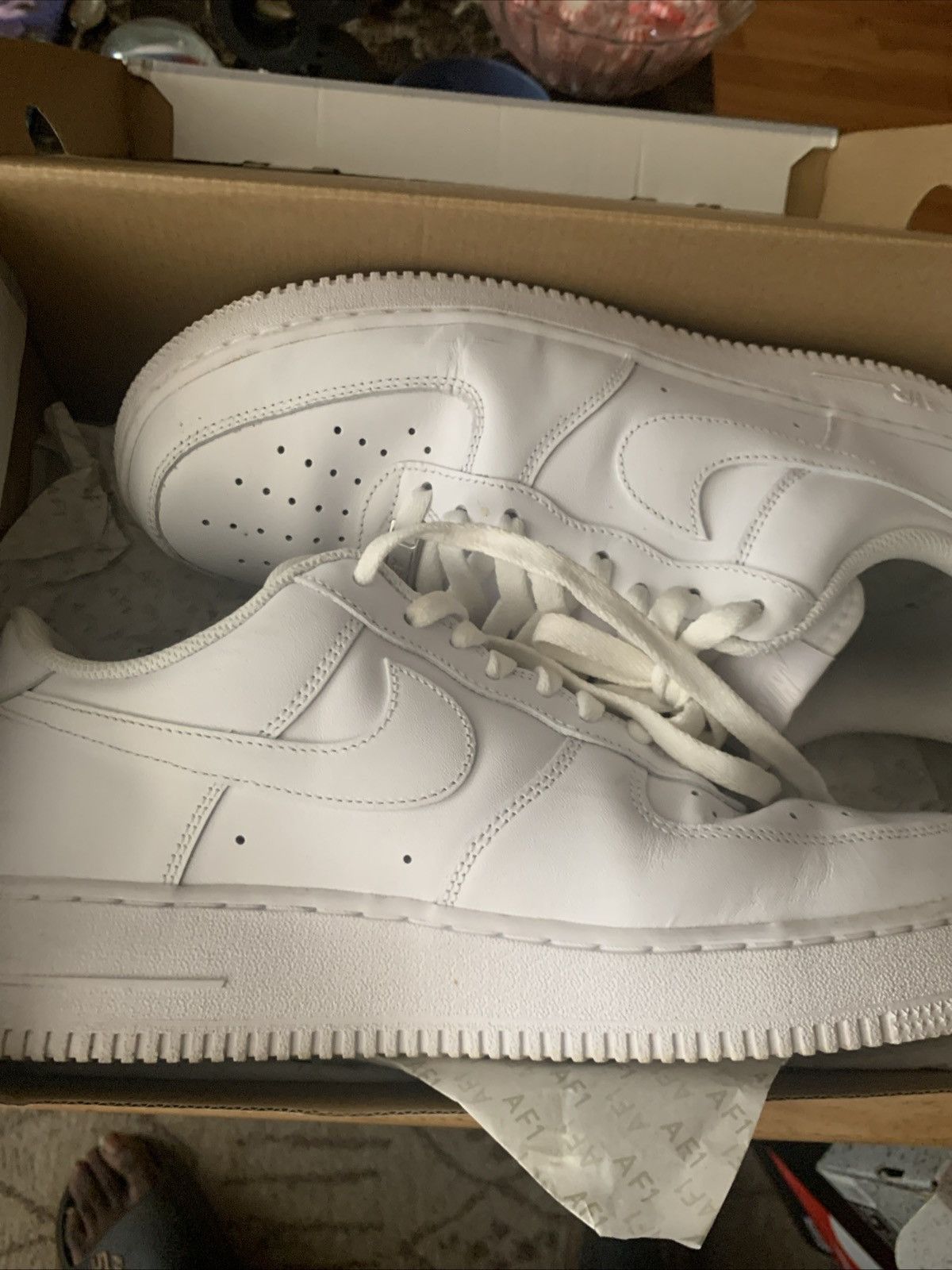 Nike air force 1 07 triple white Size US 9.5 / EU 42-43 - 2 Thumbnail