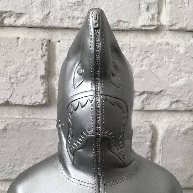 Bape × Nigo 2010 BAPE Teriyaki Alien Shark Hoodie Figure APE NIGO Size ONE SIZE - 5 Thumbnail