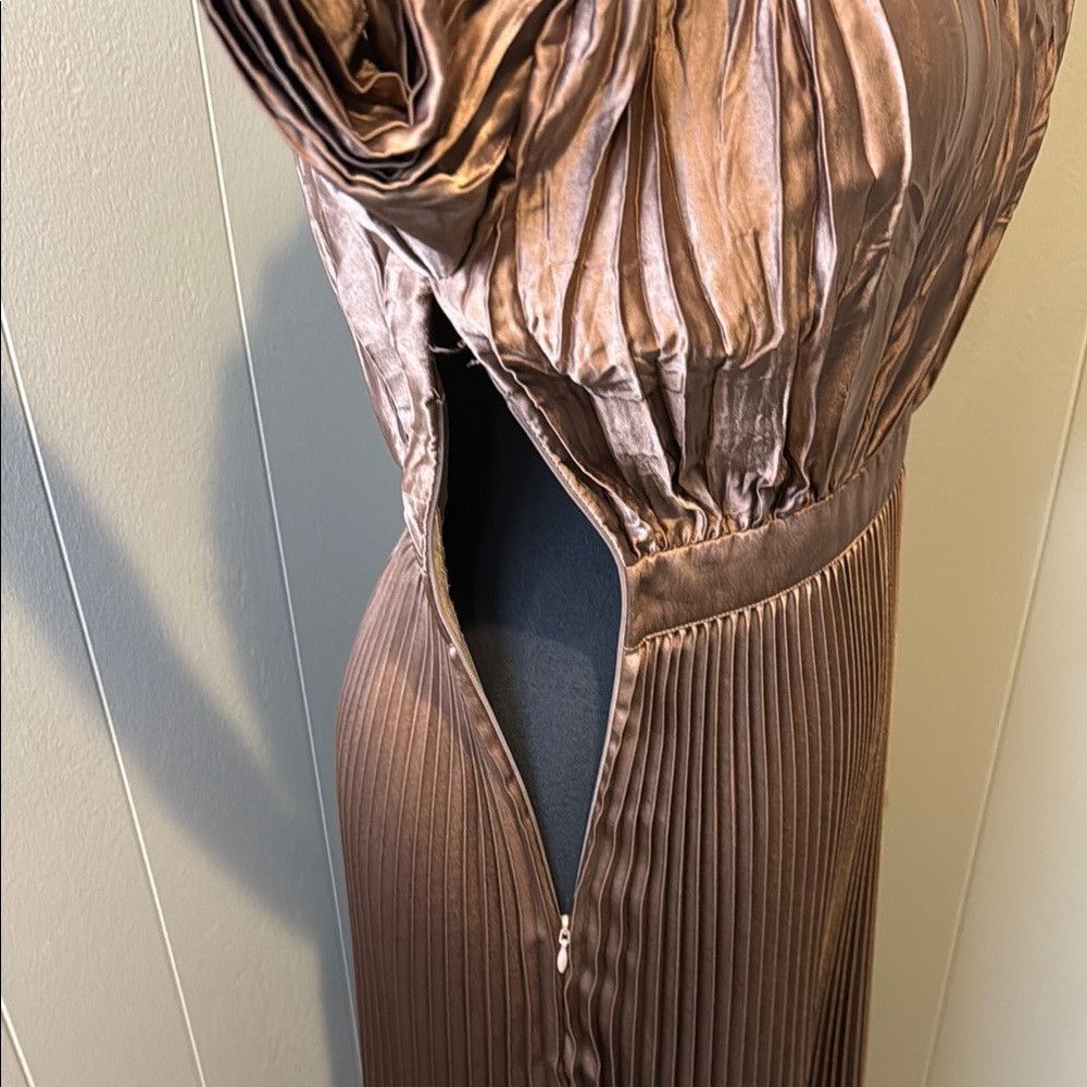 Other L’IDÉE Women’s 4 Maxi Ruched Long Sleeve Pleated Gown Size S / US 4 / IT 40 - 5 Thumbnail