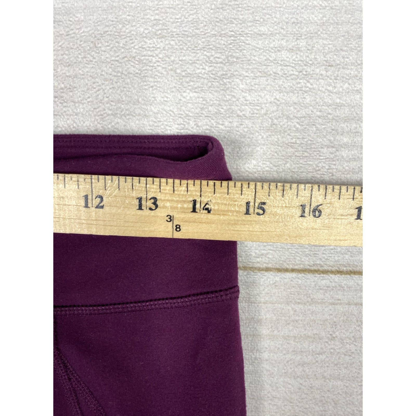 Athleta Athleta Leggings Womens S Purple Straight Leg Cropped Hidden Pocket Running Gym Size 28" / US 6 / IT 42 - 7 Thumbnail