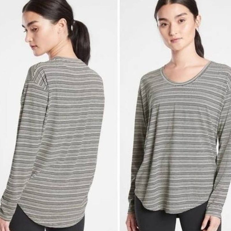 Athleta Athleta Cloudlight Stratus Striped Top In Whisper Stripe XS Size XS / US 0-2 / IT 36-38 - 1 Thumbnail