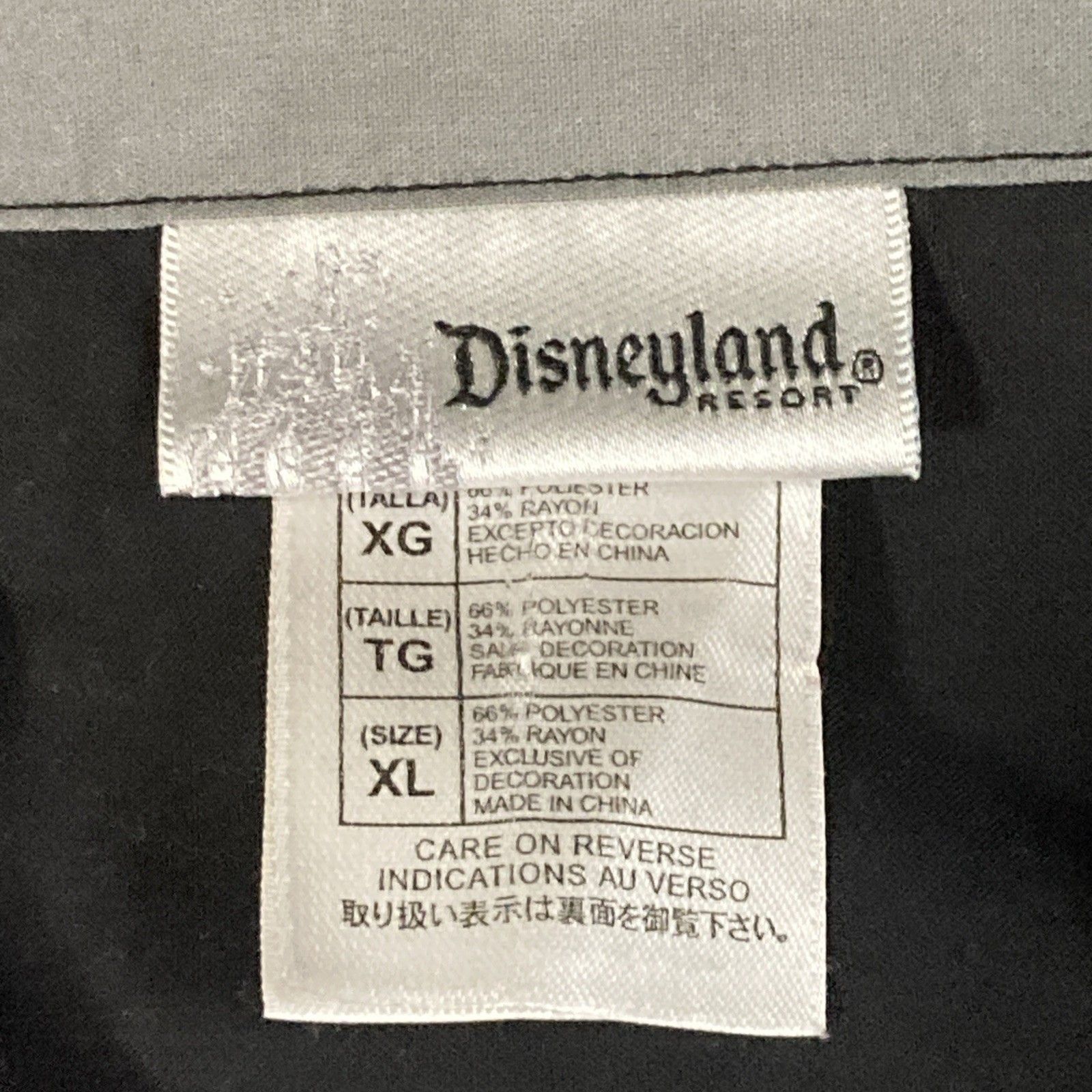 Disney VINTAGE DISNEYLAND RESORT PIRATES OF THE CARIBBEAN Shirt XL Size US XL / EU 56 / 4 - 4 Thumbnail