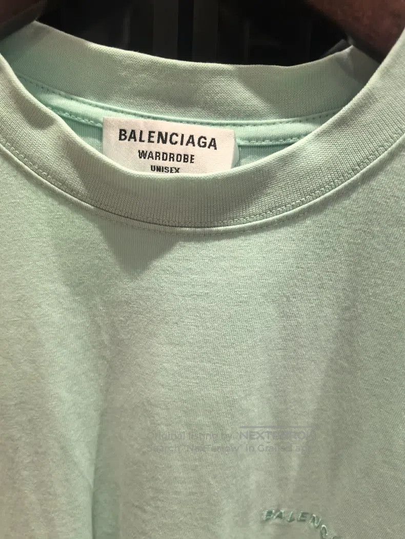 Balenciaga Balenciaga short sleeves Size US XXS / EU 40 - 4 Thumbnail