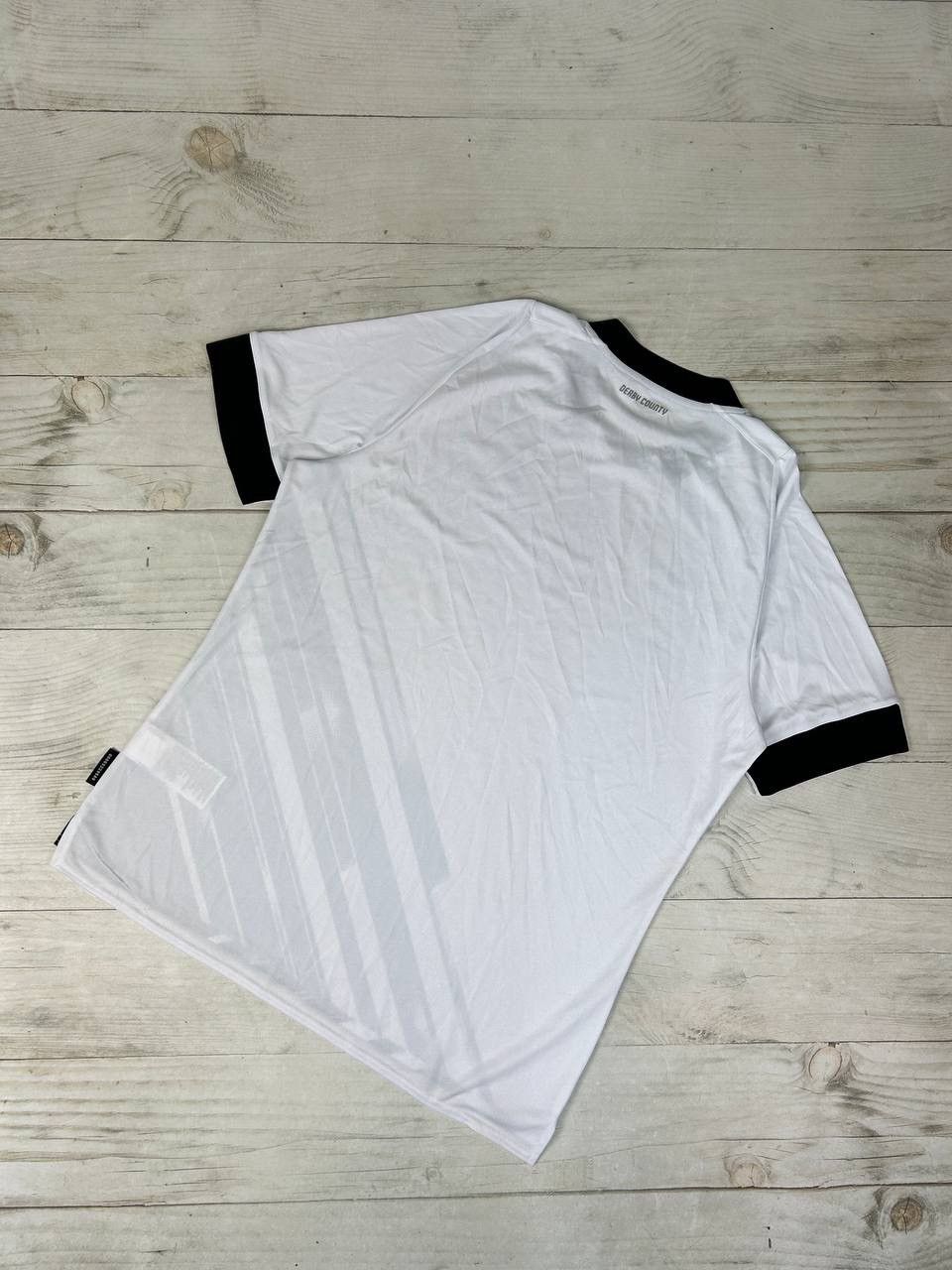 Umbro Derby County 2022 2023 Home Football Shirt Soccer Jersey Size US XL / EU 56 / 4 - 14 Thumbnail