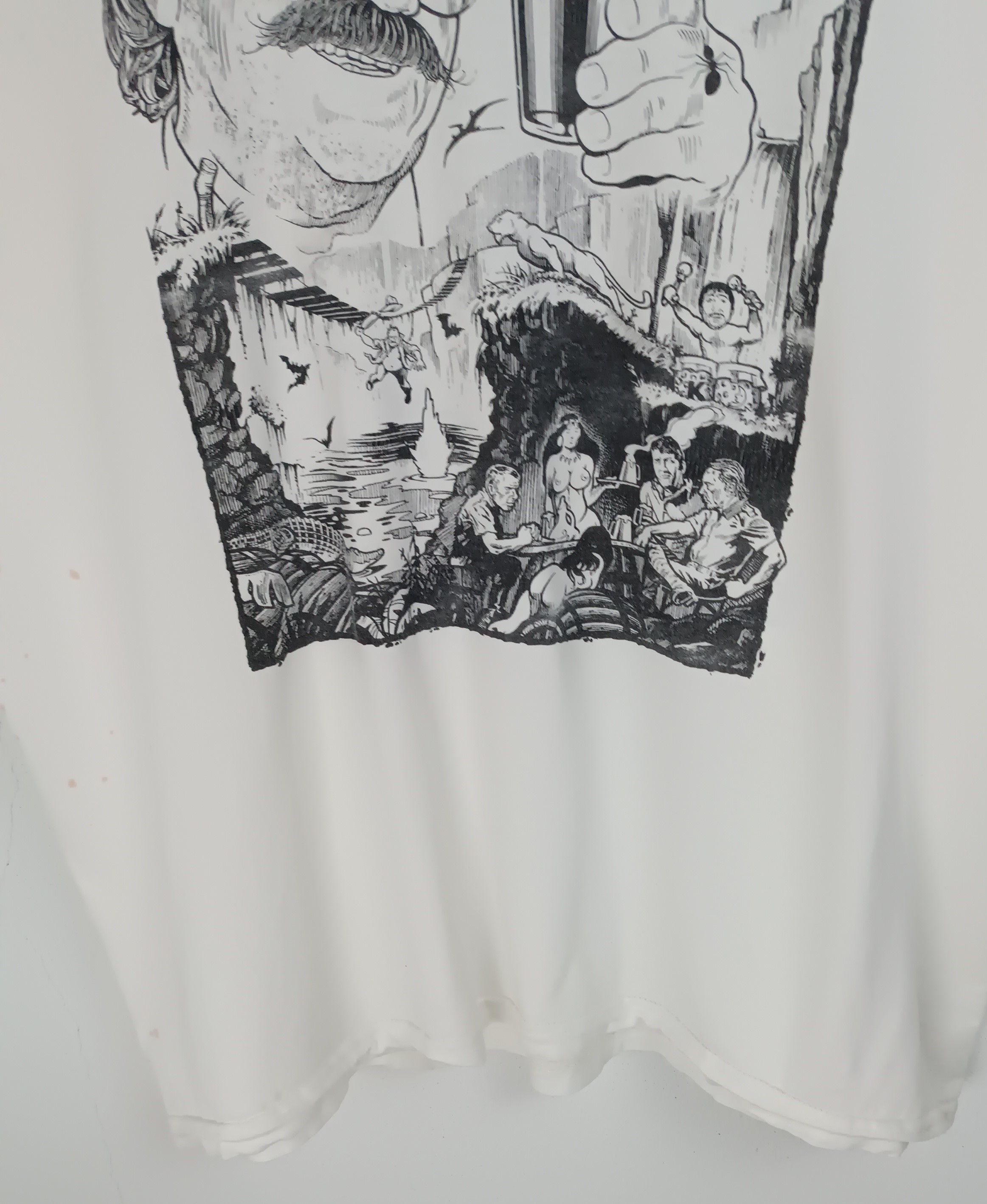 Vintage VINTAGE 90'S OLIVER REED AND THE VALLEY OF BEER HUMOR ADULT Size US XL / EU 56 / 4 - 6 Thumbnail