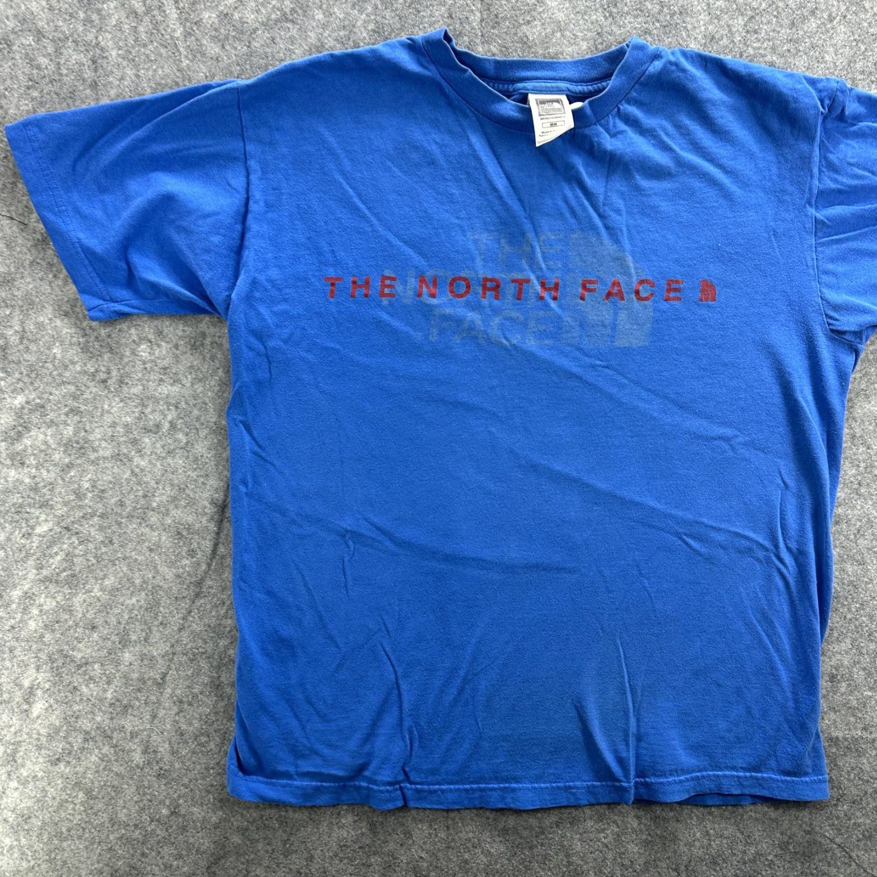 The North Face VINTAGE THE NORTH FACE Shirt Mens Medium Blue Red Spell Out Logo Tee Outdoor Hiking Size US M / EU 48-50 / 2 - 3 Thumbnail