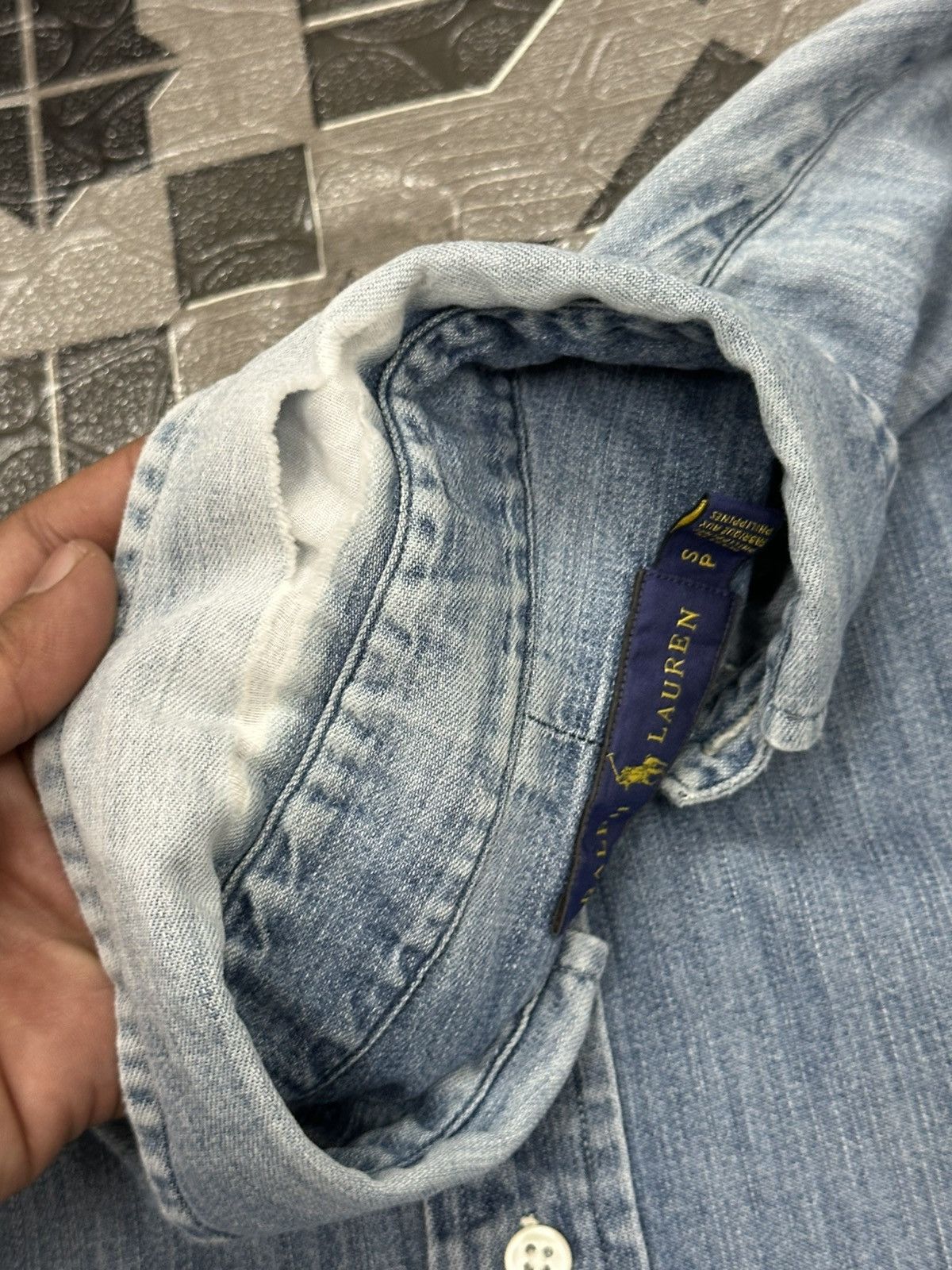 Polo Ralph Lauren Polo Ralph Lauren Distressed/Thrashed Denim Button Up Shirt Size US M / EU 48-50 / 2 - 4 Thumbnail