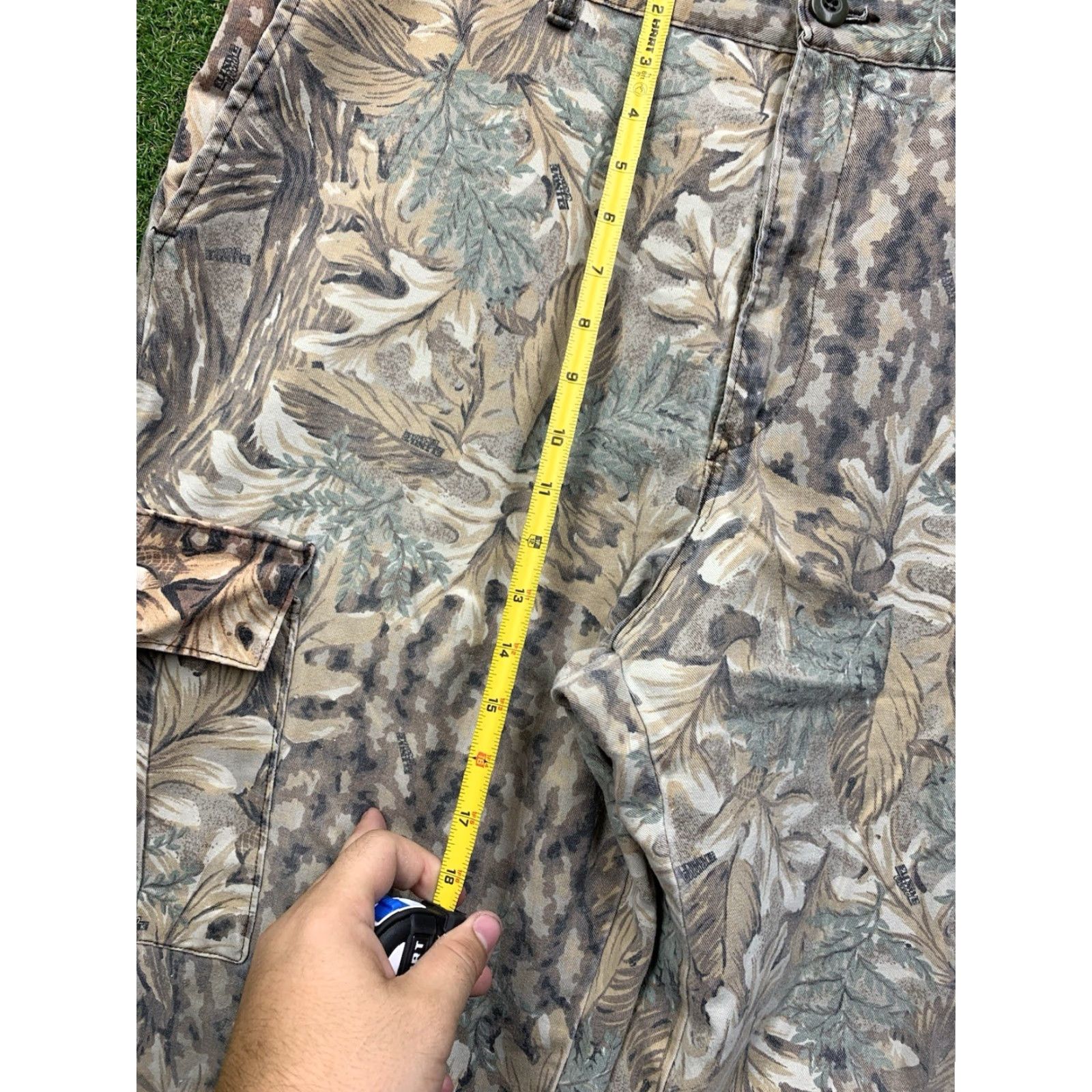 Vintage VINTAGE Liberty USA Realtree Treebark Camo Pants Mens 38x31 Camouflage 5-Pocket Cargo Straight Washed Cotton USA Hunting Outdoors 90s Modern Mens Size US 38 / EU 54 - 5 Thumbnail