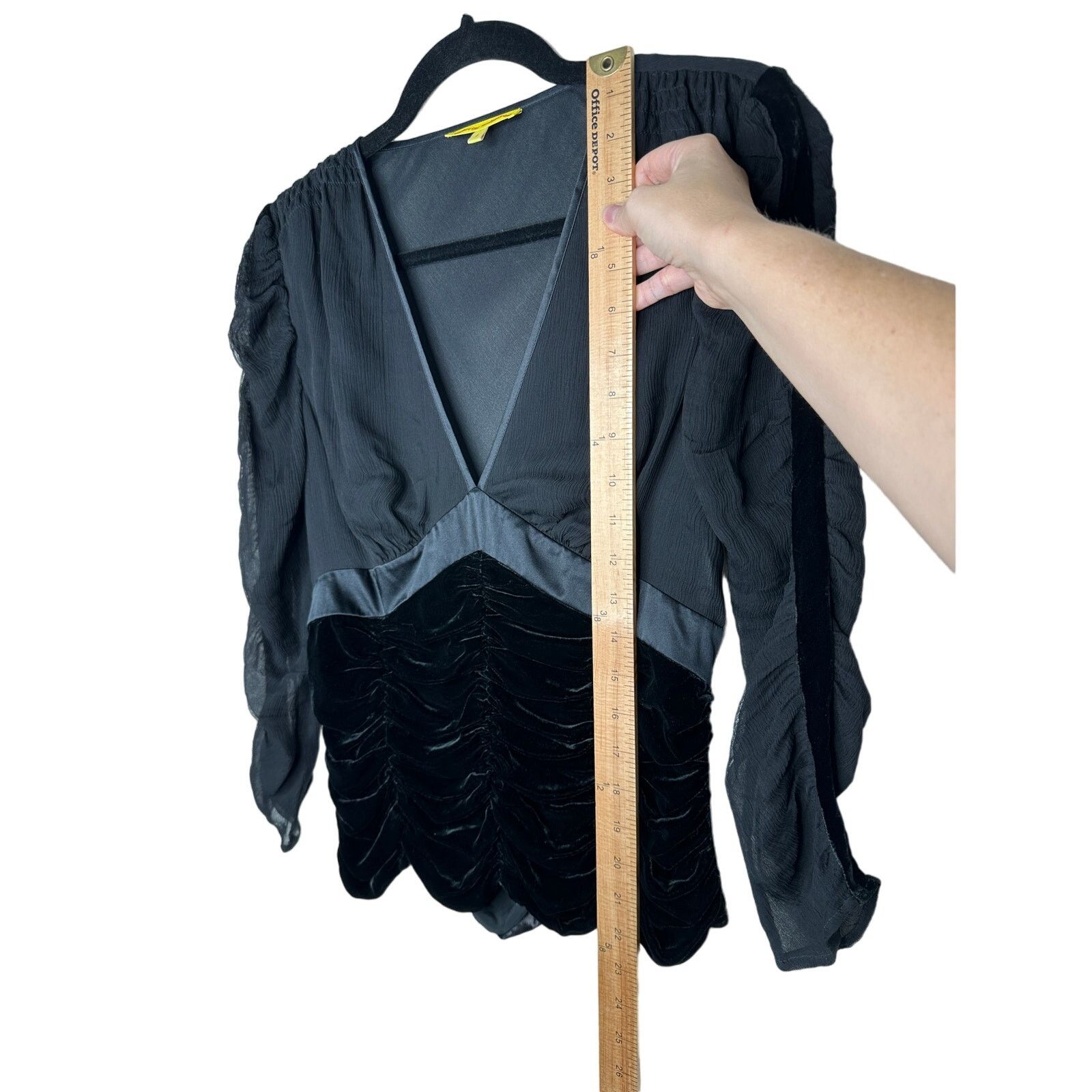 Other Catherine Malandrino Black Deep-V Satin 3/4 Sleeve Blouse S Size S / US 4 / IT 40 - 11 Thumbnail