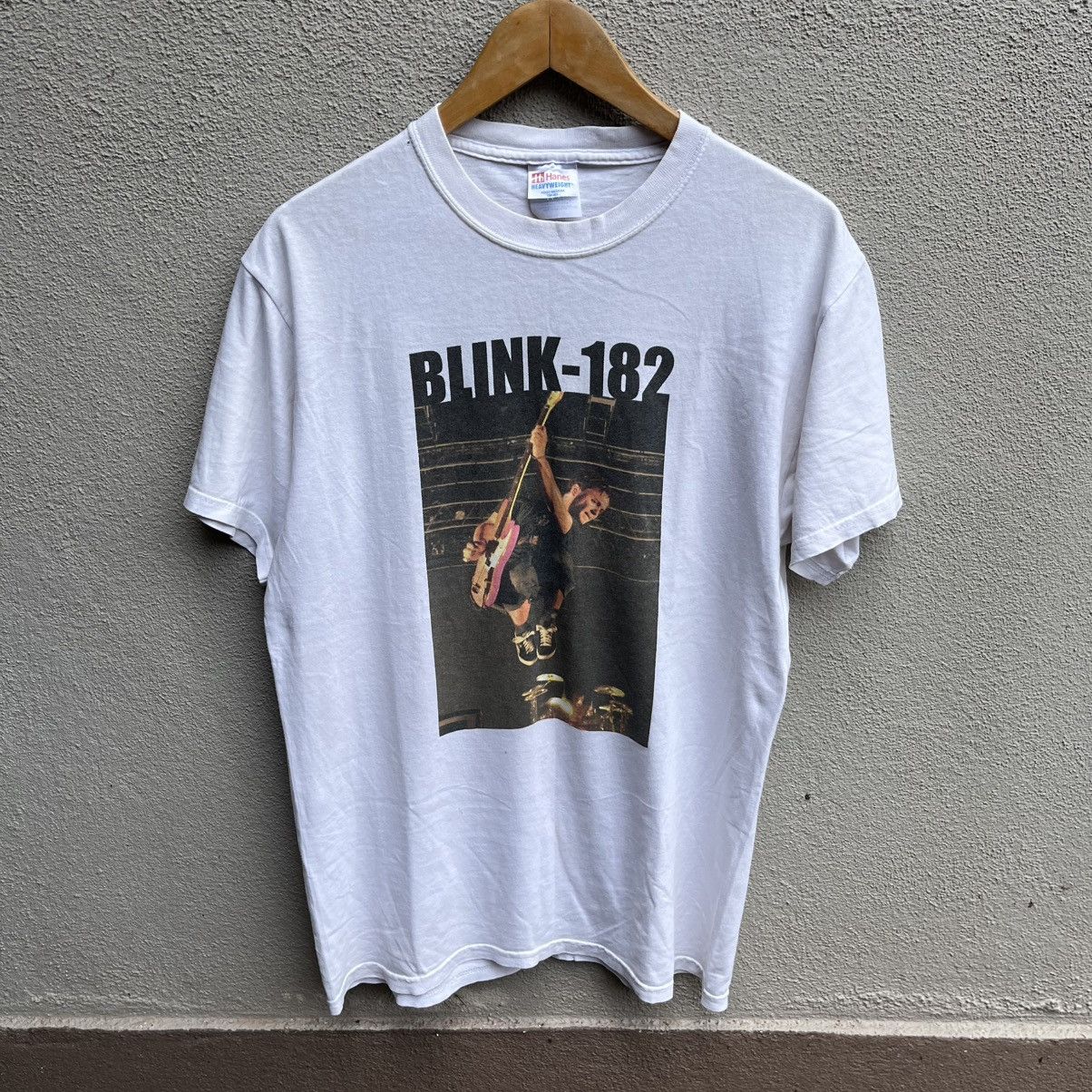 Band Tees Vintage BLINK 182 band tee tour punk rock Size US M / EU 48-50 / 2 - 1 Thumbnail