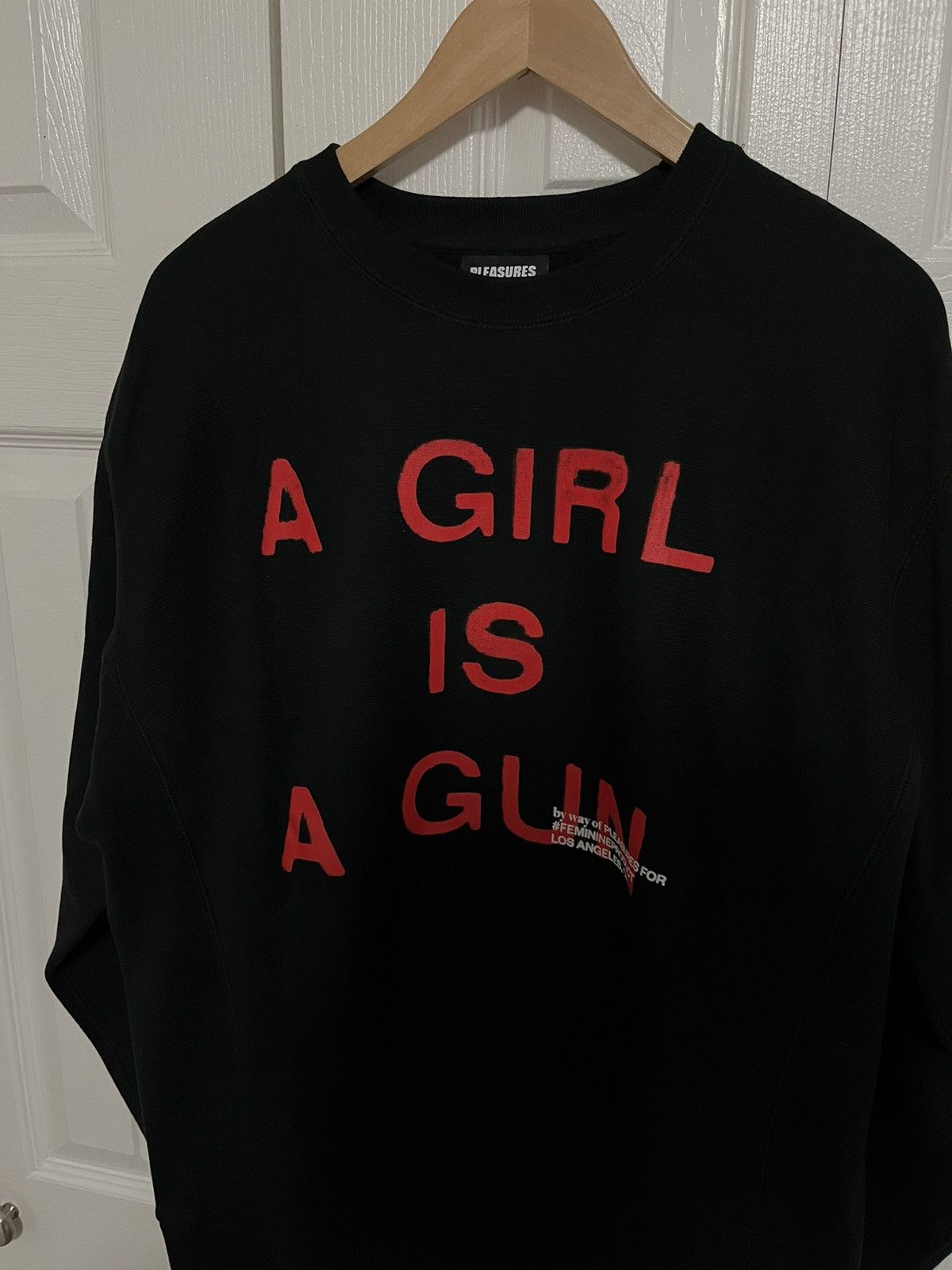 Pleasures Pleasures Girl is a Gun Crewneck Size US L / EU 52-54 / 3 - 3 Thumbnail