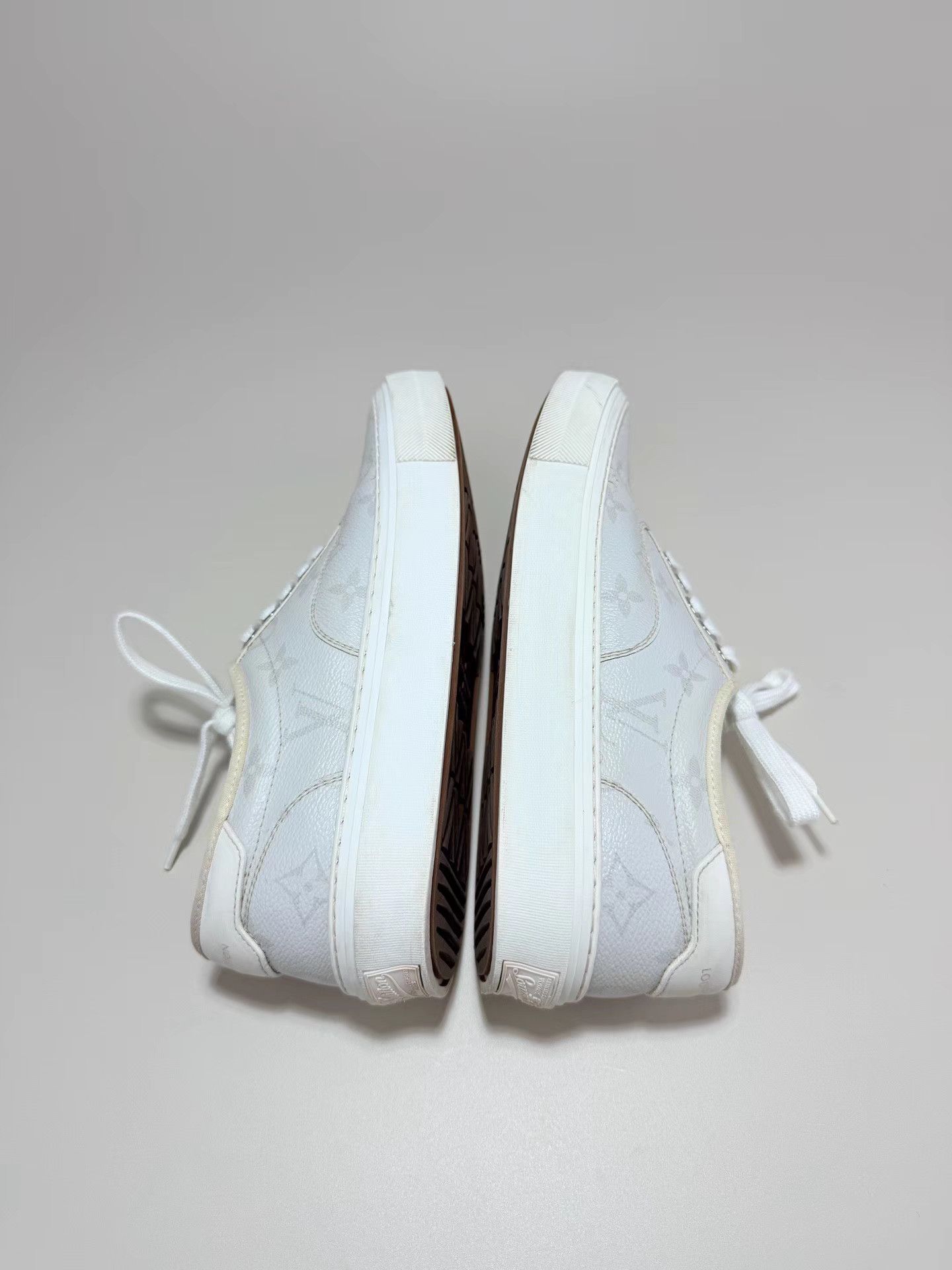 Louis Vuitton LOUIS VUITTON Monogram Logo Sneakers K1 Size US 9 / IT 39 - 5 Thumbnail