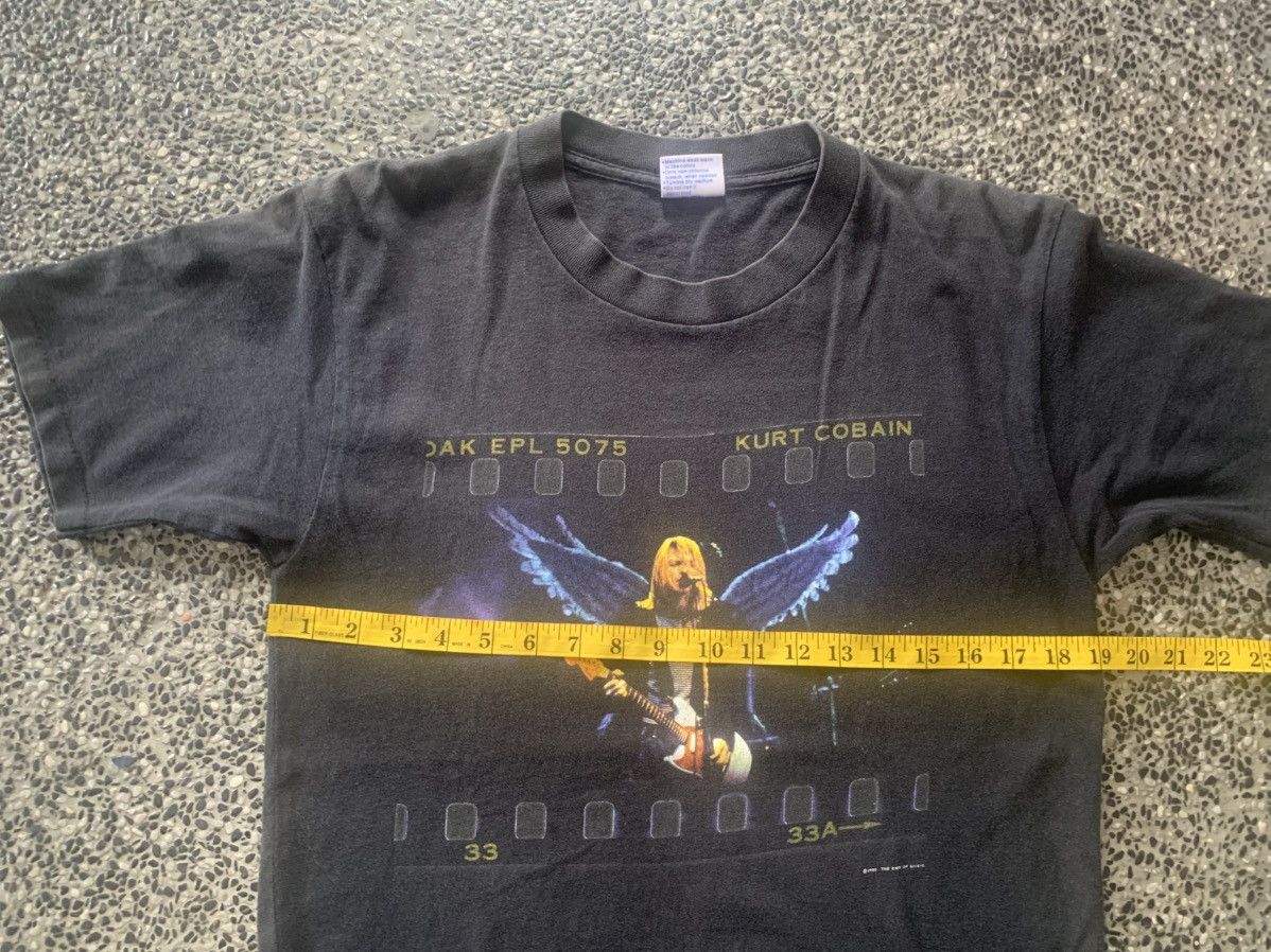 Vintage Vintage 1999 Kurt Cobain T shirt (Resize) Size US M / EU 48-50 / 2 - 9 Thumbnail