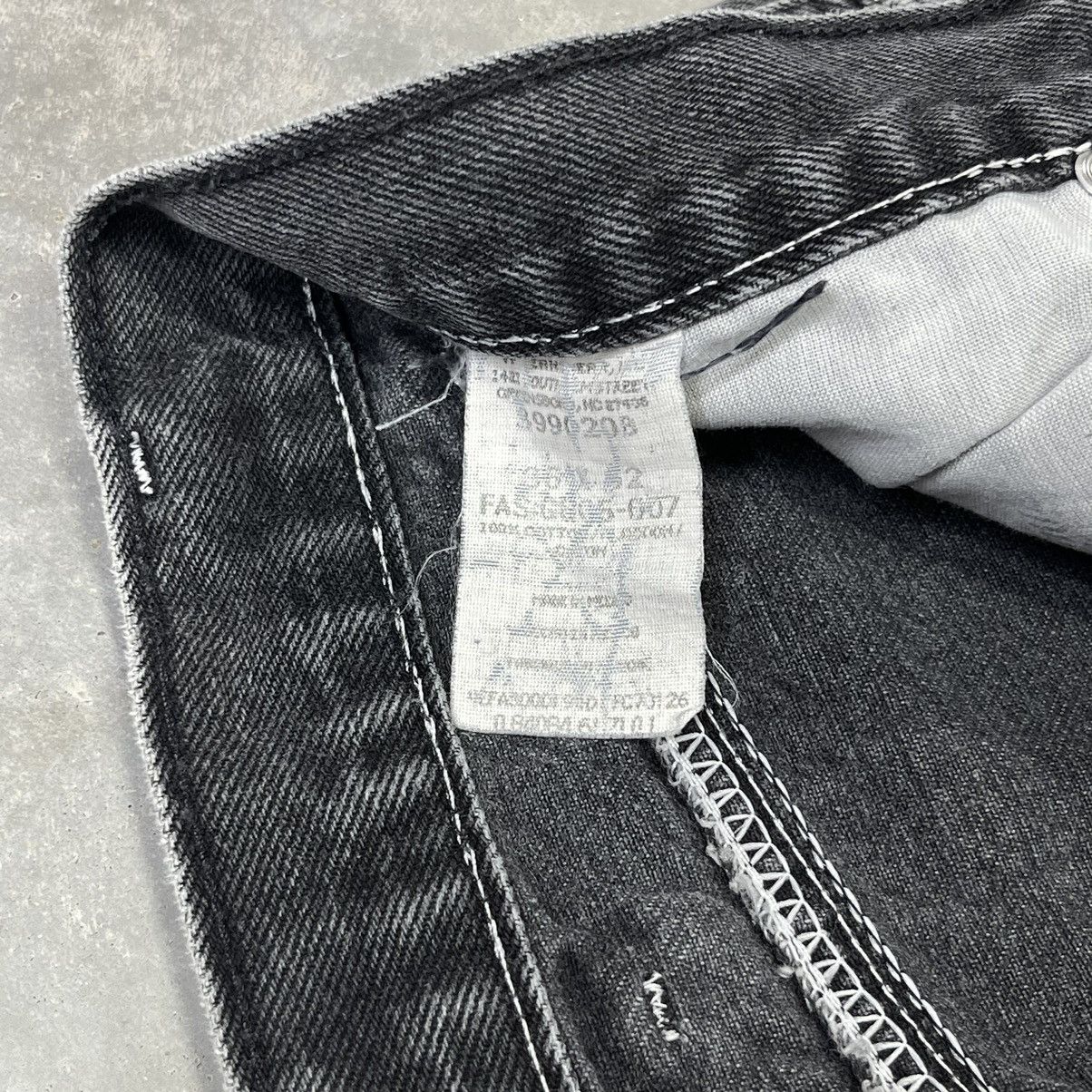 Vintage × Wrangler Vintage Wrangler Jeans Straight Leg Faded Black Denim 2000s Size US 34 / EU 50 - 6 Thumbnail