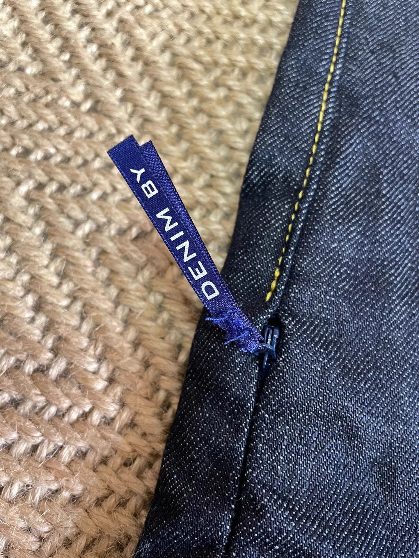 Vanquish VANQUISH x FRAGMENT Red Flash Raw Jeans W34 New Size US 34 / EU 50 - 4 Thumbnail
