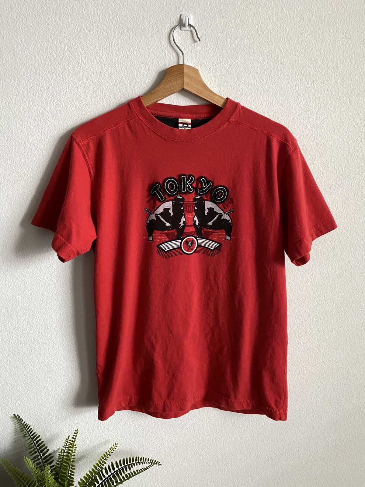 Vintage Y2K Tokyo Japan Sumo Tee Size US S / EU 44-46 / 1 - 1 Thumbnail