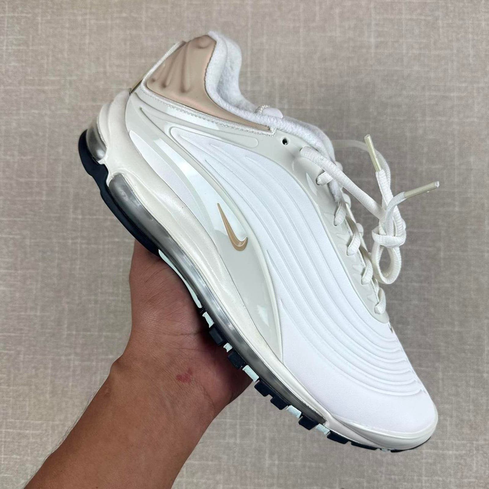 image of 2019 Nike Air Max Deluxe "sail" Shoes in White, Men's (Size 11)