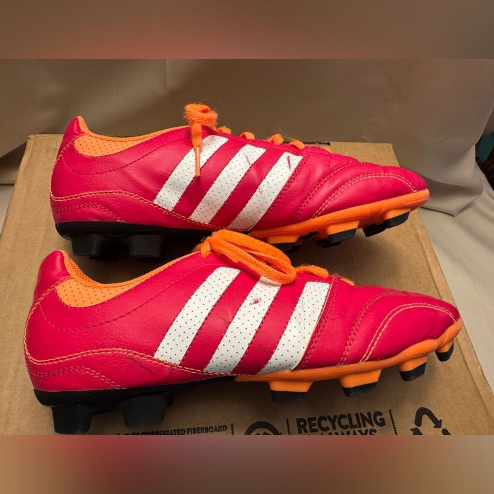 Adidas Adidas Pink Orange Soccer Shoes cleats 7.5 athletic sport Size US 7.5 / IT 37.5 - 4 Thumbnail