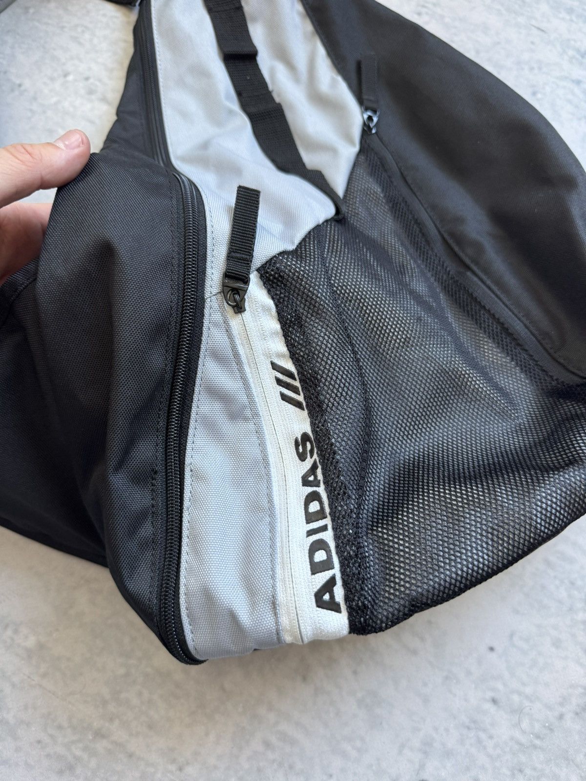 Adidas × Vintage Adidas sling bag Y2K vintage Size ONE SIZE - 5 Thumbnail