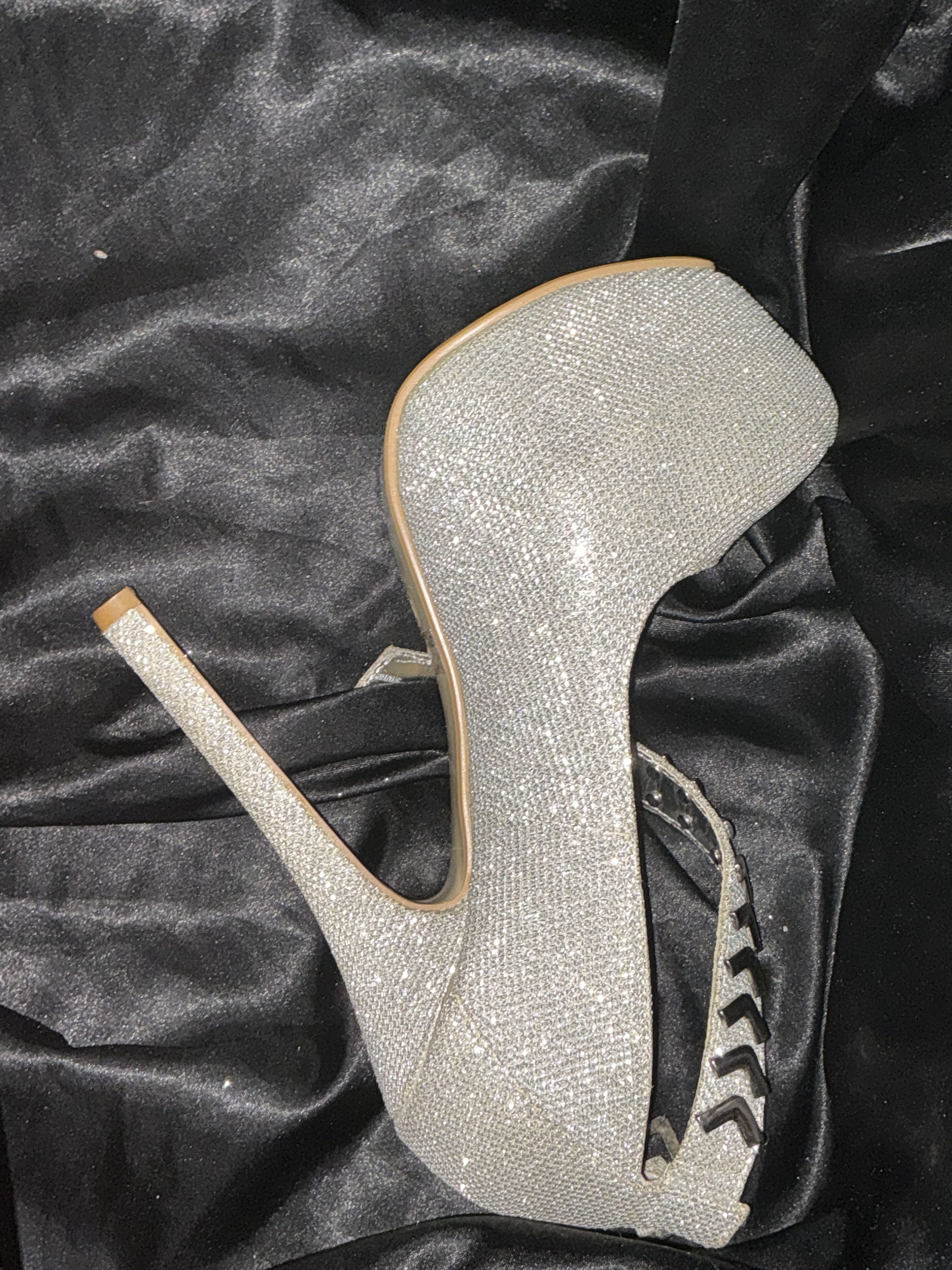 Other Gorgeous PAZZLE 5-inch silver glitter stiletto $90 OBO Size US 6 / IT 36 - 11 Thumbnail