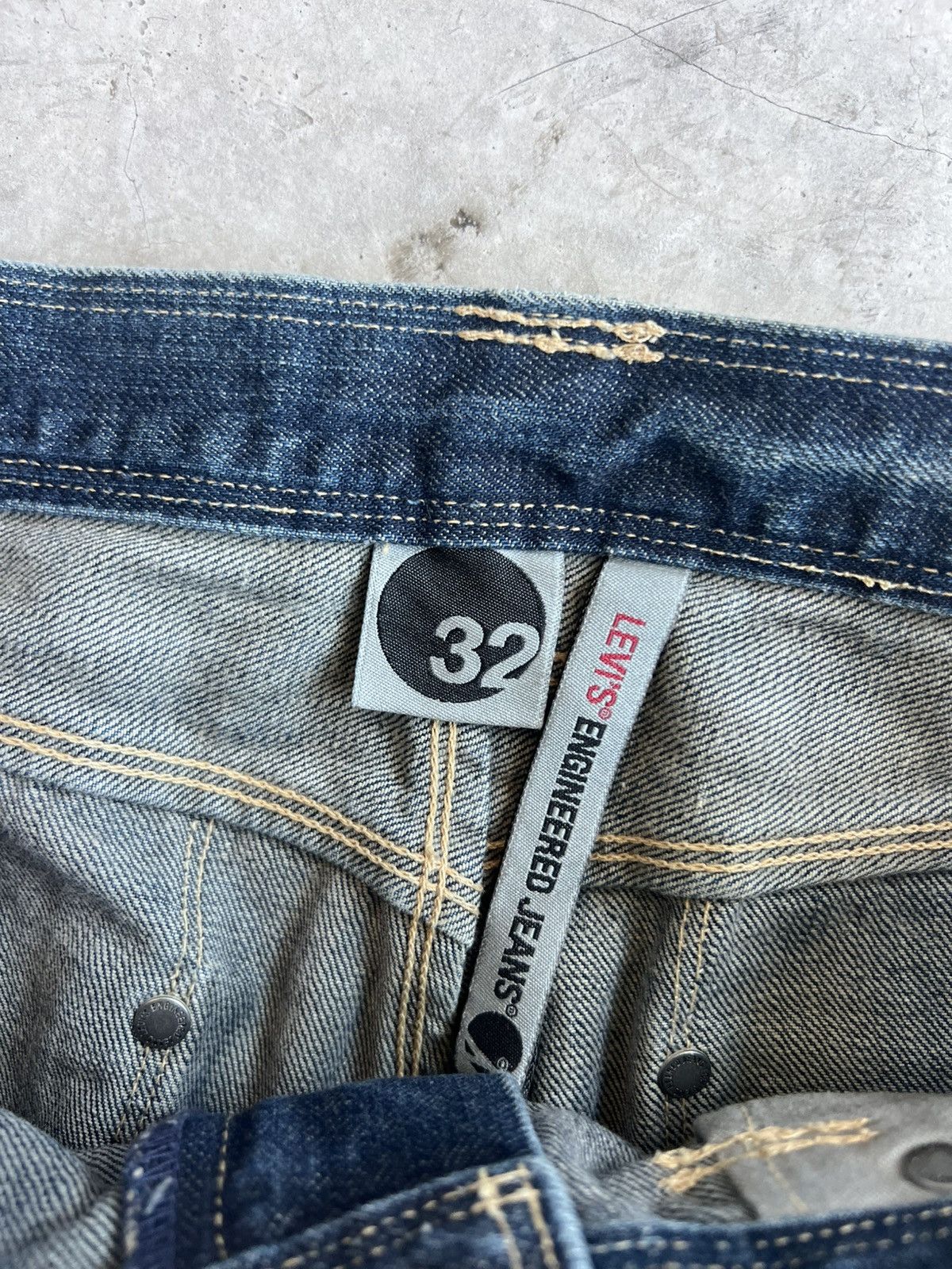Levi's Vintage Levis Engineered Twisted Jeans Tag W32 Actual 33x30 Size US 32 / EU 48 - 5 Thumbnail