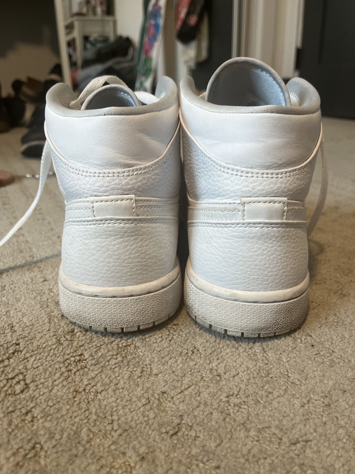 Nike Nike triple white air Jordan’s Size US 10.5 / EU 43-44 - 5 Thumbnail