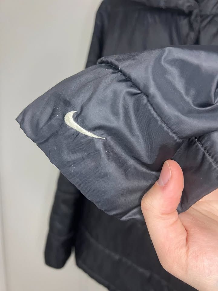 Nike Vintage Nike Puffer Jacket Women's Black Insulated Pullover Size L / US 10 / IT 46 - 4 Thumbnail