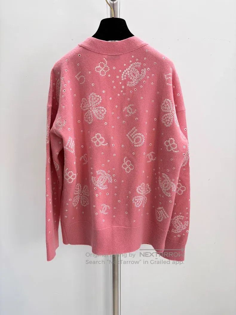 Chanel Chanel Pink hollow embroidery flower logo cardigan coat Size XS / US 0-2 / IT 36-38 - 2 Thumbnail