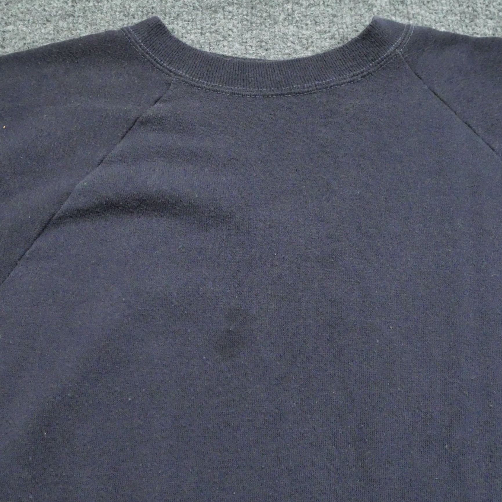 Vintage VINTAGE Sweatshirt Pullover Raglan Slim? (No) Size US M / EU 48-50 / 2 - 3 Thumbnail